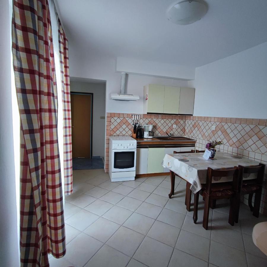 Apartmani Olivera 2 Supetarska Draga Extérieur photo