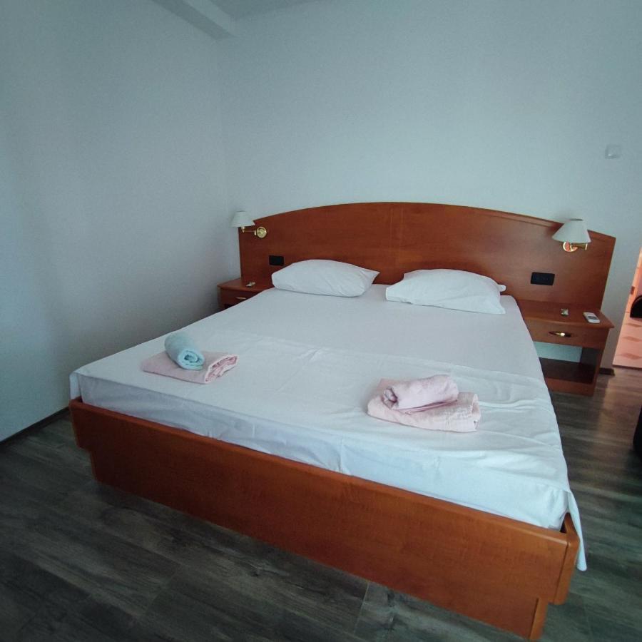 Apartmani Olivera 2 Supetarska Draga Extérieur photo