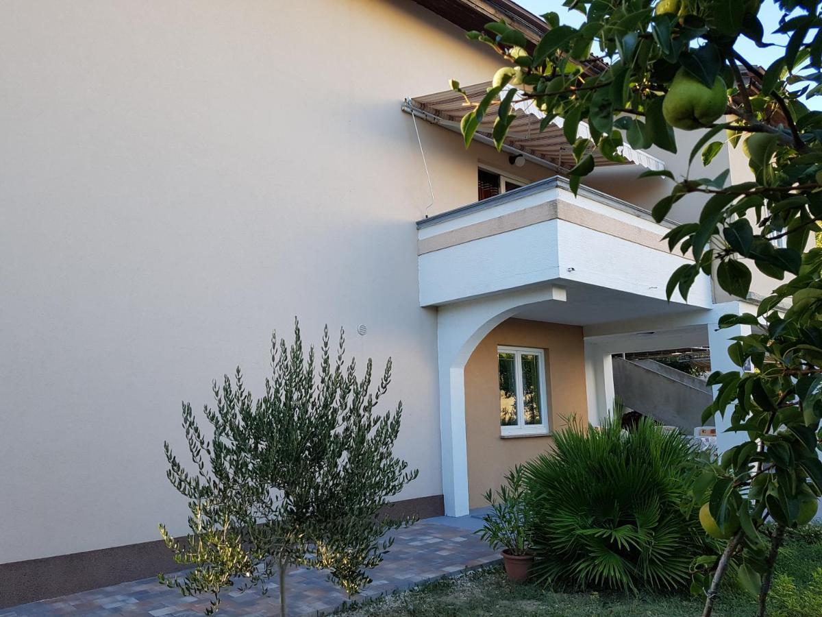 Apartmani Olivera 2 Supetarska Draga Extérieur photo